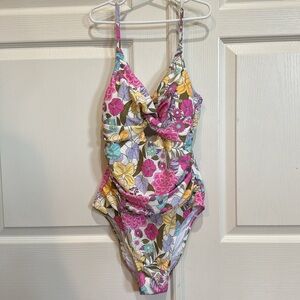 NEW! Cupshe Floral Pink and Yellow One-Piece Swimsuit Size Small